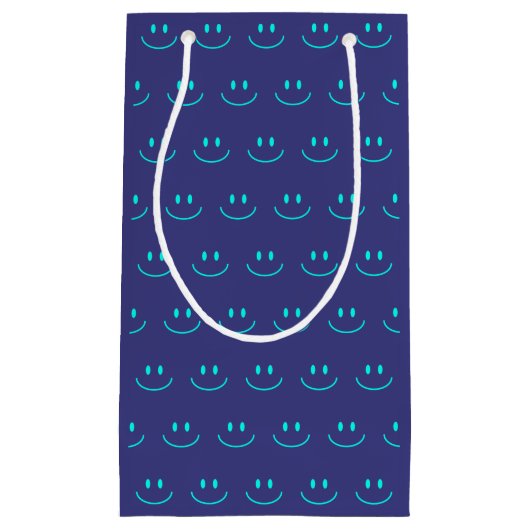 Blaue und türkisfarbene Smile-Pattern-Geschenktasc Kleine Geschenktüte (Vorderseite)