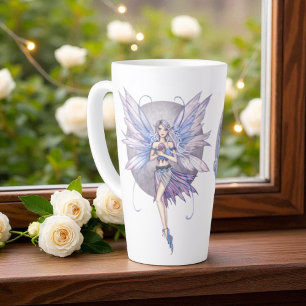 Blaue und violette Mondfeen mit Immergrün Milchtasse