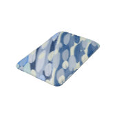 Blaue und Weiße Abstrakte Kunst Badematte (Schrägansicht)