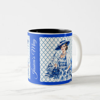 Blaue und weiße Blumenpracht Zweifarbige Tasse