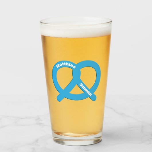 Blaue und weiße Bretzel Funny Brezel Oktoberfest Glas (Vorne (Gefüllt))