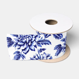 Blaue und weiße Dahlienblumen Toile de Jouy Satinband