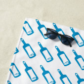 Blaue und weiße Flaschenmuster mit Ihrem Namen Strandtuch (Beispiel)