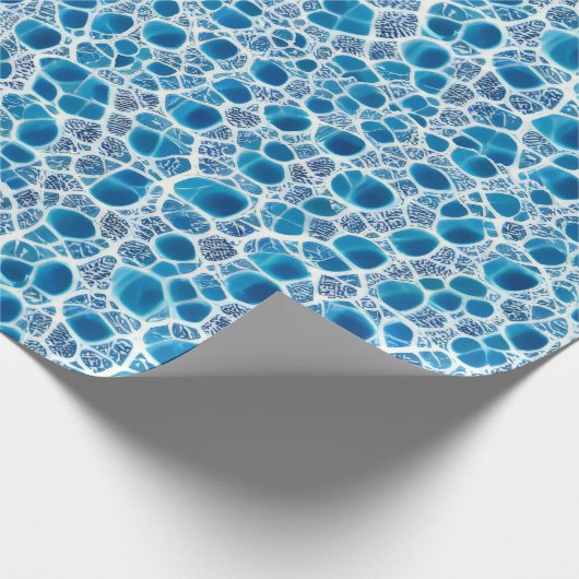 Blaue und weiße Frostfantasie Abstraktes Eismosaik Geschenkpapier (Ecke)