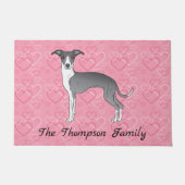 Blaue und weiße Grauhound auf rosa Herzen Fußmatte (Vorderseite)