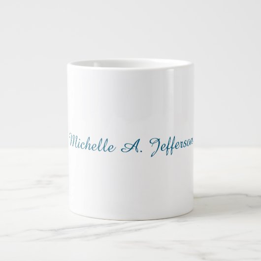 Blaue und weiße Kalligraphie Eleganter Chic Modern Jumbo-Tasse (Vorderseite)