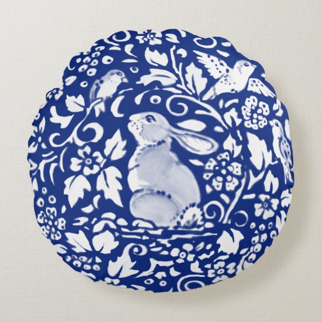 Blaue und weiße Kaninchen-Töpferei Rundes Kissen (Vorderseite)
