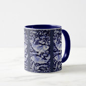 Blaue und weiße Koi-Fische Indigo-Tasse Tasse (VorderseiteRechts)