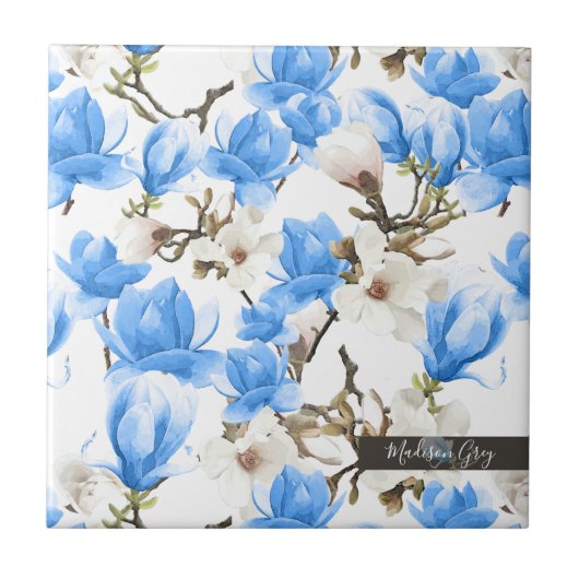 Blaue und weiße Magnolia Blossom Wasserfarbenes Mu Fliese (Vorderseite)