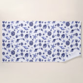 Blaue und weiße Muscheln Strandtuch (Vorderseite)