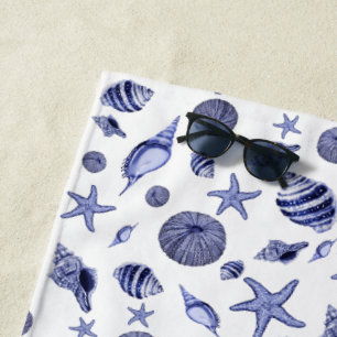 Blaue und weiße Muscheln Strandtuch