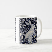 Blaue und weiße Rabbit Tile Woodland Vines Leaf Be Kaffeetasse (VorderseiteRechts)