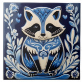 Blaue und weiße Raccoon Folklore Fliese (Vorderseite)