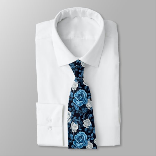Blaue und weiße Rosen Krawatte (Gebunden)