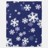 Blaue und weiße Schneeflocken auf dunkelblauem Bod Fleecedecke (Vorderseite)