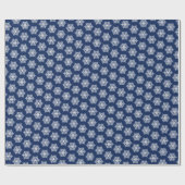 Blaue und weiße Schneeflocken Weihnachten Geschenkpapier (Flach)