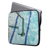 Blaue und weiße Streifen Laptopschutzhülle (Vorderseite Links)