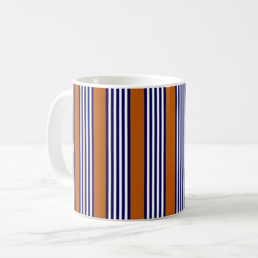 Blaue und weiße Streifen mit verbrannter Orange Kaffeetasse (Vorderseite Links)