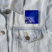 Blaue und weiße Winterkiefer Button (Beispiel)