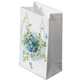 Blaue Vintage Vergissmeinnichte Kleine Geschenktüte (Rückseite Schrägansicht)