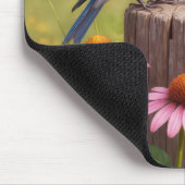Blaue Vögel auf einem Zaunpfosten Mousepad (Ecke)