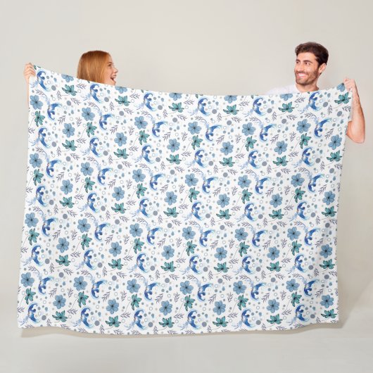 Blaue Vögel und florale Harmonie Nahtloses Muster Fleecedecke (Beispiel)