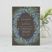 Blaue Waldblumen-Hochzeit Einladung (Stehend Vorderseite)