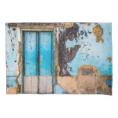 Blaue Wand und Tür Kissenbezug (Vorderseite)