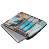Blaue Wand und Tür Laptopschutzhülle (Vorne Knopf)
