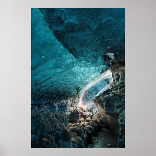Blaue Wände einer Eishöhle Poster (Vorne)