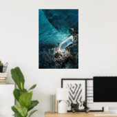 Blaue Wände einer Eishöhle Poster (Heimbüro)