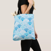 Blaue Wasserfarbe Seigaiha Waves Muster Tasche (Von Nahem)