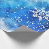Blaue Wasserfarbe Winter Schneeflocken Geschenkpapier (Ecke)