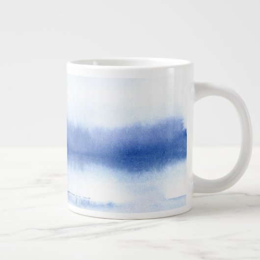Blaue Wasserfarben-Pinienbäume Jumbo-Tasse (Rechts)