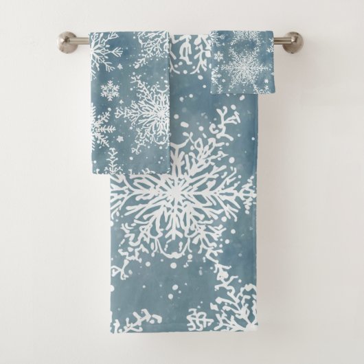 Blaue Wasserfarben-Schneeflocken Winter Badhandtuch Set (Insitu)