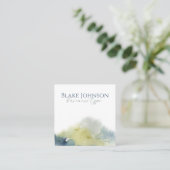 Blaue Wasserfarben-Typografie Quadratische Visitenkarte (Stehend Vorderseite)