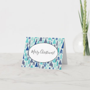 Blaue Weihnachtsbäume in einem Evergreen Forest