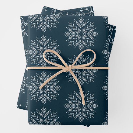 Blaue Weihnachtscreme Winterschneeflocke Geschenkpapier Set (Beispiel)