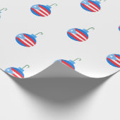 Blaue Weihnachtsschmuck mit der Flagge Puerto Rico Geschenkpapier (Ecke)