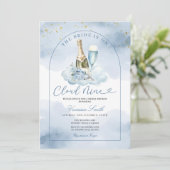 Blaue Wein Die Braut ist Cloud Nine Junggesellinne Einladung (Stehend Vorderseite)