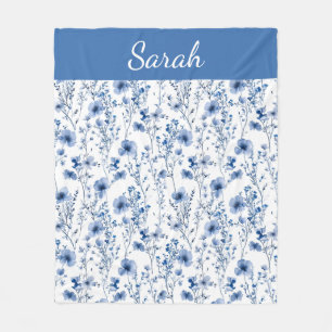 Blaue weiße Aquarell-Blumen-Wildblumen-Name Fleecedecke