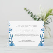 Blaue, weiße Aquarellwoche Hochzeitsunterkunft mit Begleitkarte (Stehend Vorderseite)