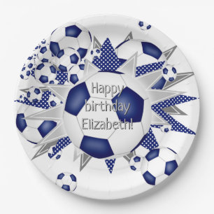 Blaue weiße Fußballbälle zum Geburtstag Pappteller