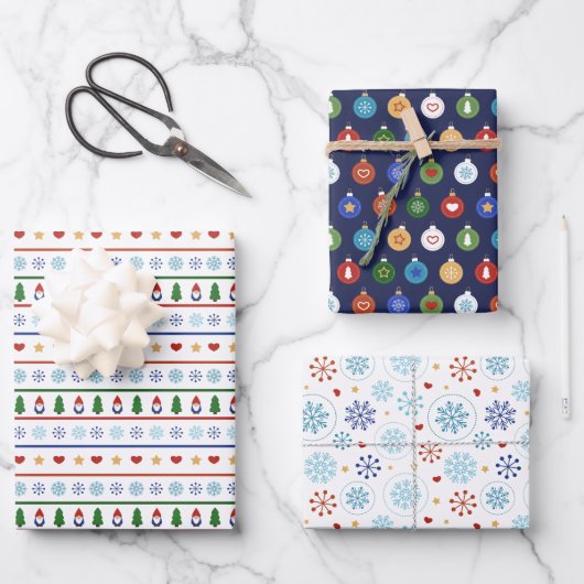 Blaue weiße Gnomaden Herz Schneeflocken Weihnachte Geschenkpapier Set (Vorderseite)