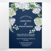 Blaue weiße Hydrangeas auf Hochzeiten der Marine Dreifach Gefaltete Einladung (Innenseite Mitte)