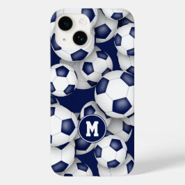 Blaue weiße Mädchenfußbälle mit Monogramm Case-Mate iPhone 14 Hülle