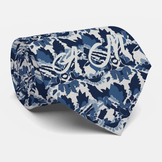 Blaue weiße Retro-Ikat-Muster-Monogramm-Initialen Krawatte (Gerollt)