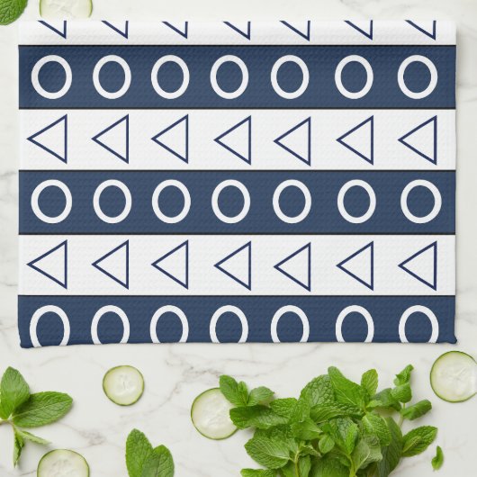 Blaue weiße Streifen Modernes geometrisches Muster Geschirrtuch (Gefaltet)