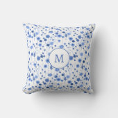 Blaue weiße Wildblumen-Monogramm-Initiale floral Kissen (Vorderseite)