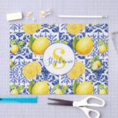 Blaue weiße Zitronen-Fliesenmuster-Monogramm-Name- Seidenpapier (Handwerk)